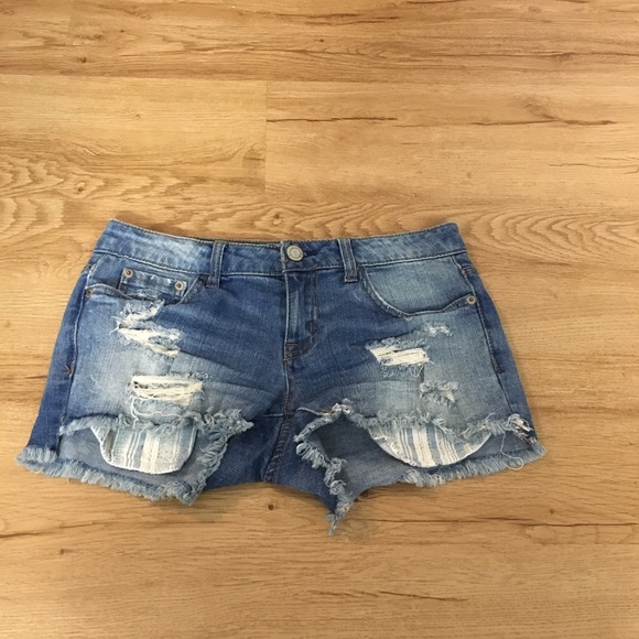 Aeropostale Pants - Aeropostale distressed shorts